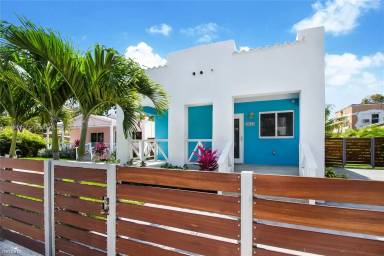 Main picture of 3030 NW 1st Ave