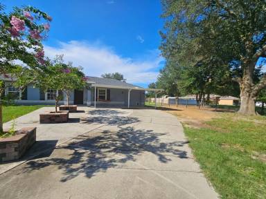 Main picture of 7785 SW 15th Pl