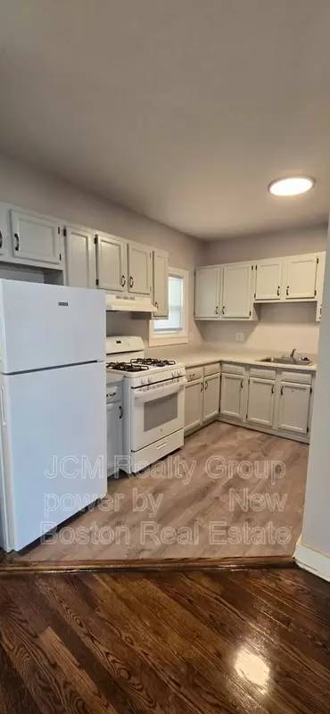 Main picture of 95 Willowwood St