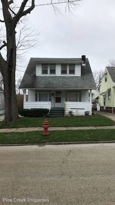 Main picture of 4630 E 86th St