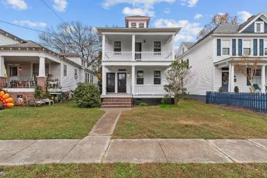 Main picture of 255 Maryland Ave