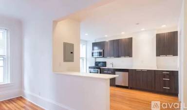 Main picture of 127 Saint Botolph St