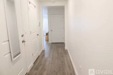 Main picture of 1136 E Trident Dr