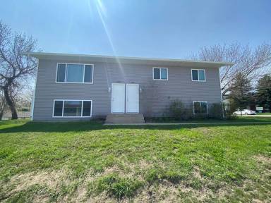 Main picture of 1065 5th Ave NW