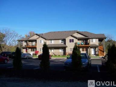Main picture of 105 River Ave