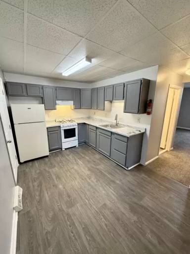 Main picture of 6 Van Buren St