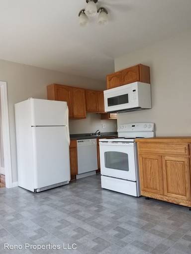 Main picture of 147 University Ave