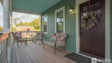 Main picture of 639 3rd Ave