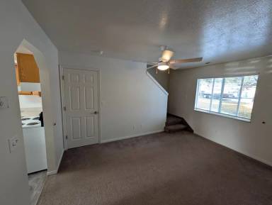 Main picture of 164 W 200 S