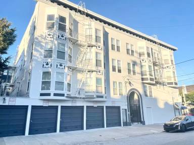 Main picture of 2206 Greenwich Street And 3201 St