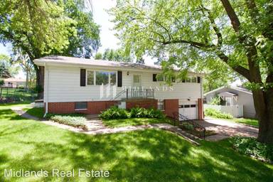 Main picture of 1705 Terry Ave