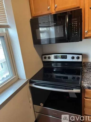 Main picture of 5712 Phillips Ave