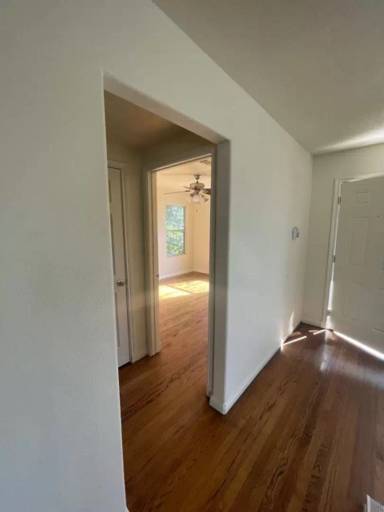 Main picture of 523 W Lynwood Ave