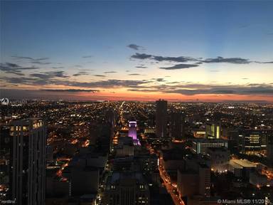 Main picture of 50 Biscayne Condos