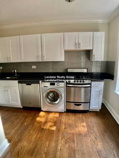 Main picture of 2129 N Dayton St