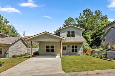 Main picture of 272 Lee Ln