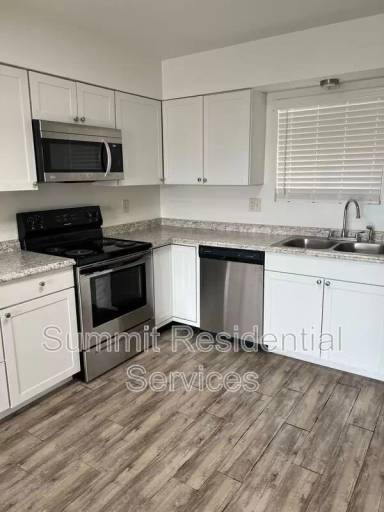 Main picture of 341 E Calle Arizona
