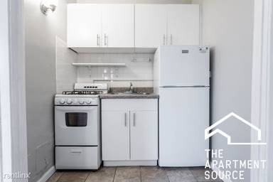 Main picture of 3616 N Pine Grove Ave