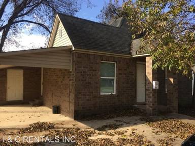 Main picture of 817 Vine St