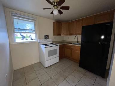 Main picture of 144 N Ulrich St