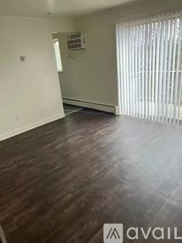 Main picture of 2642 Harrison Ave