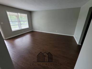 Main picture of 107 Robbins Drive - 11