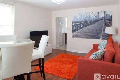 Main picture of 1415 Allerton Ave
