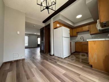Main picture of 6235 Holdrege St