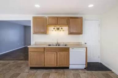 Main picture of 441 1st Ave