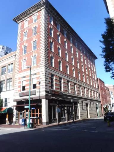 Main picture of 241 Granby St