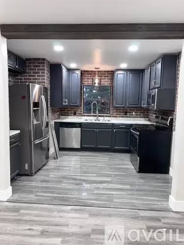 Main picture of 429 Ventura Ave