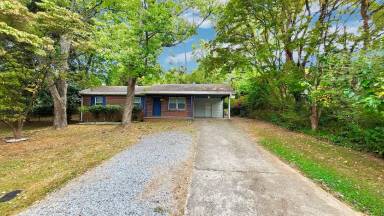 Main picture of 1172 Camellia Dr