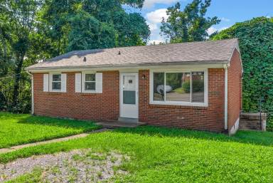Main picture of 511 Washington Ct