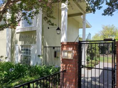 Main picture of 15817 Landmark Dr