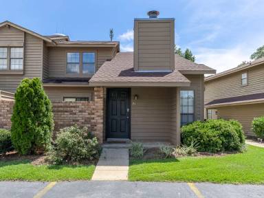 Main picture of Loma Alta Townhomes