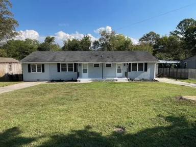Main picture of 236 Riggs Ave