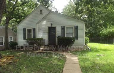 Main picture of 214 NW Broadmoor Ave
