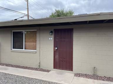 Main picture of 2861 N Columbus Blvd