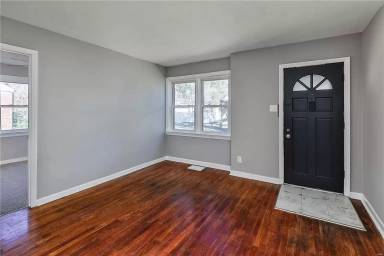 Main picture of 1465 W Duchesne Dr