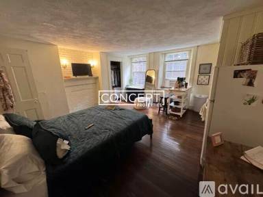 Main picture of 90 Myrtle St