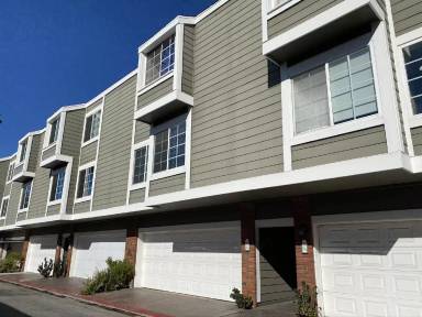 Main picture of 784 Wesleyan Bay
