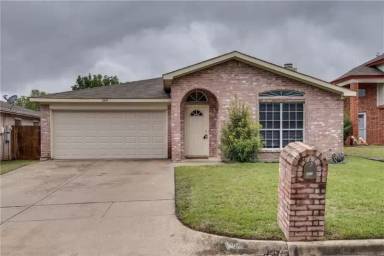 Main picture of 209 Colt Ln