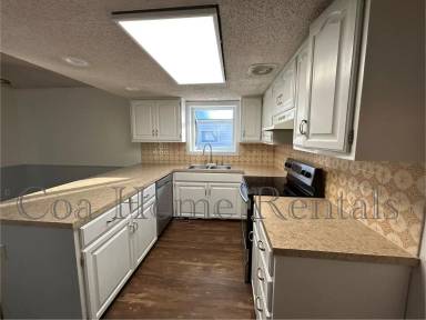 Main picture of 504 E Maywood St