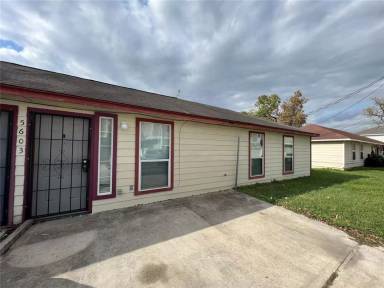 Main picture of 5603 Madison St