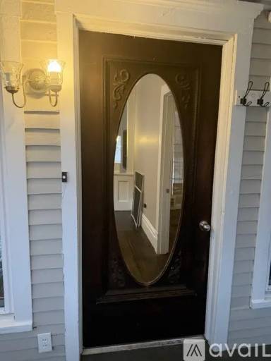 Main picture of 134 Perry St