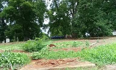 Main picture of 420 Kappa Ave S