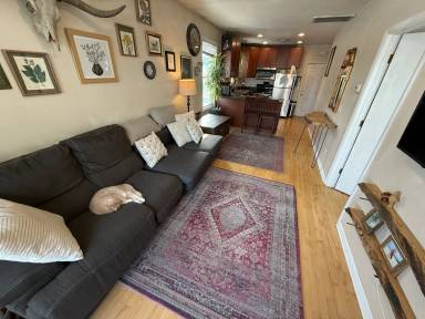 Main picture of 1118 E Kane Pl