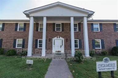 Main picture of 459 Sycamore Ct