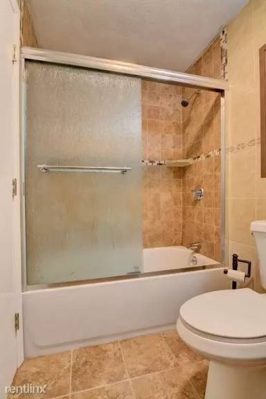 Main picture of 37 Fountain Ln