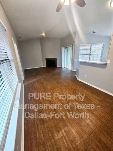 Main picture of 810 Castleglen Dr